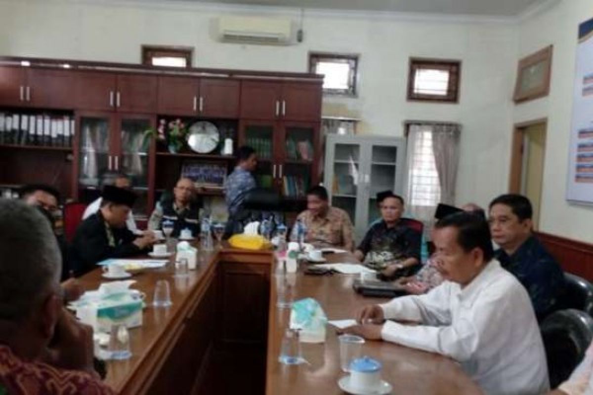 Pimpinan, Tokoh Agama, dan FKUB Pekanbaru Keluarkan 7 Pernyataan Anti Teror Bom