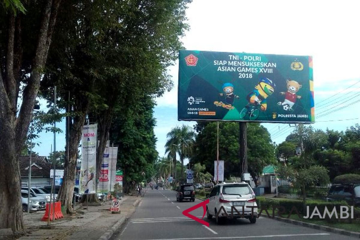 Polisi-TNI Jambi bergerak sosialisasikan Asian Games