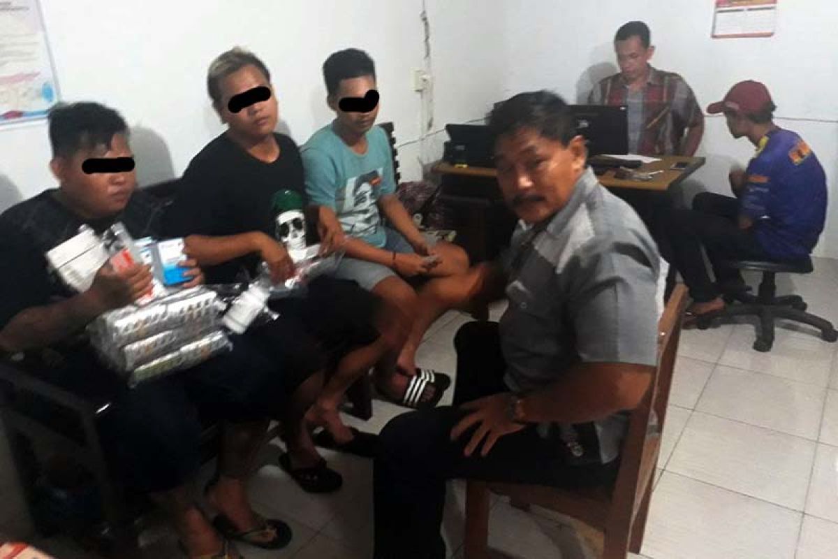 Edarkan obat terlarang, tiga orang di Purwokerto ditangkap