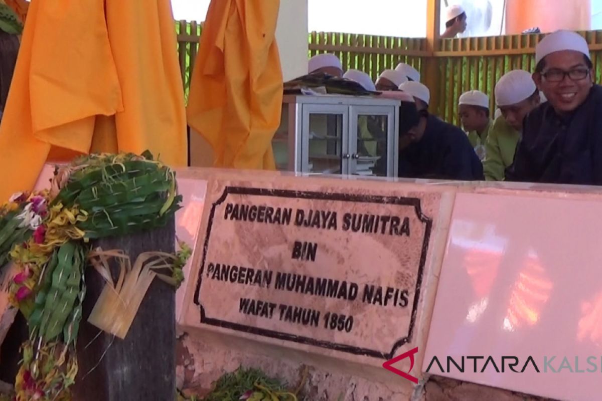 LAKKPL susun buku sejarah Kerajaan Pulau Laut