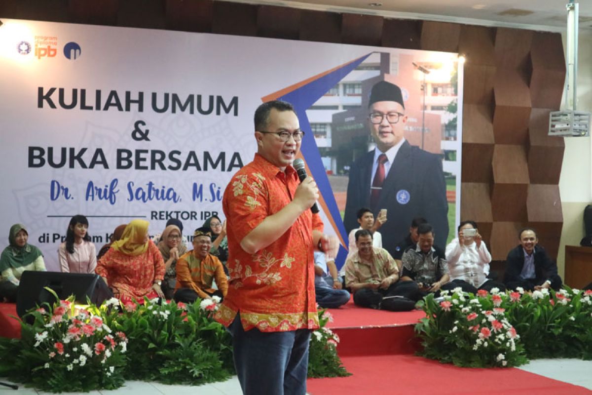 Pesan Rektor IPB agar alumni IPB menang di era disrupsi