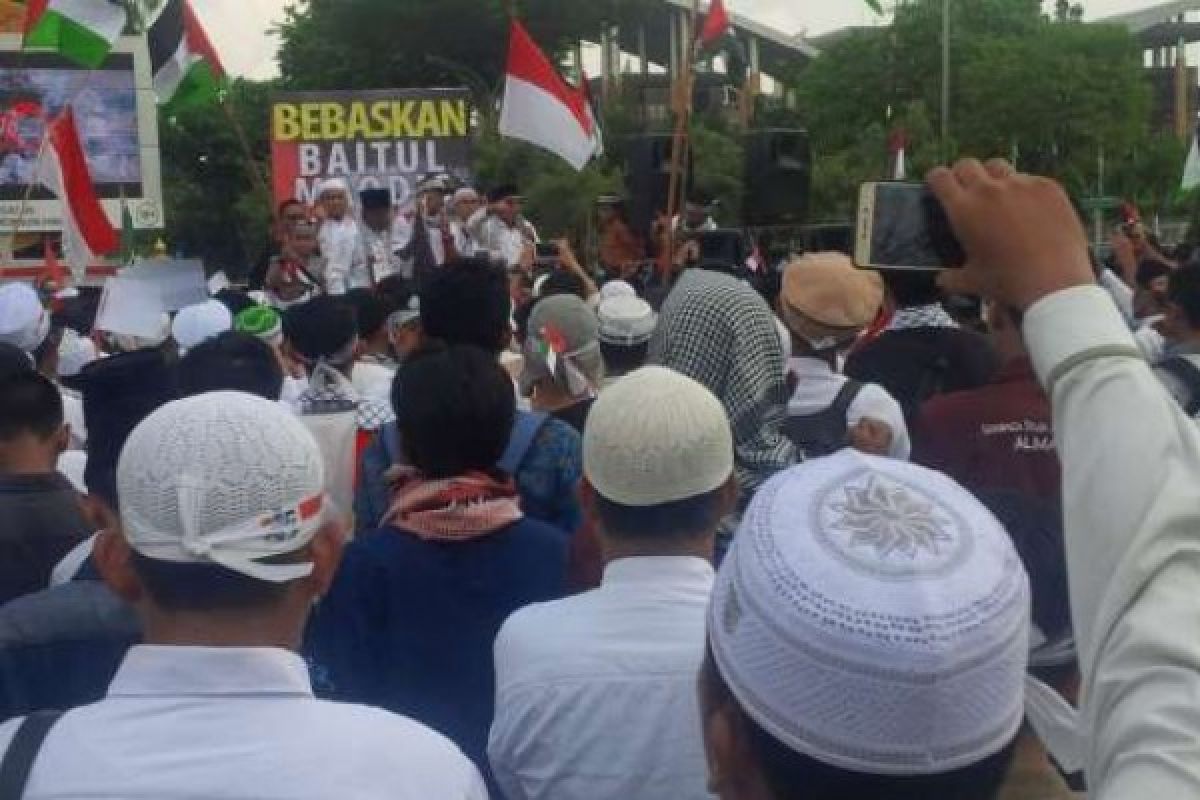 Ribuan Muslim Pekanbaru Aksi Damai Protes Pemindahan Ibukota Israel ke Yerusalem