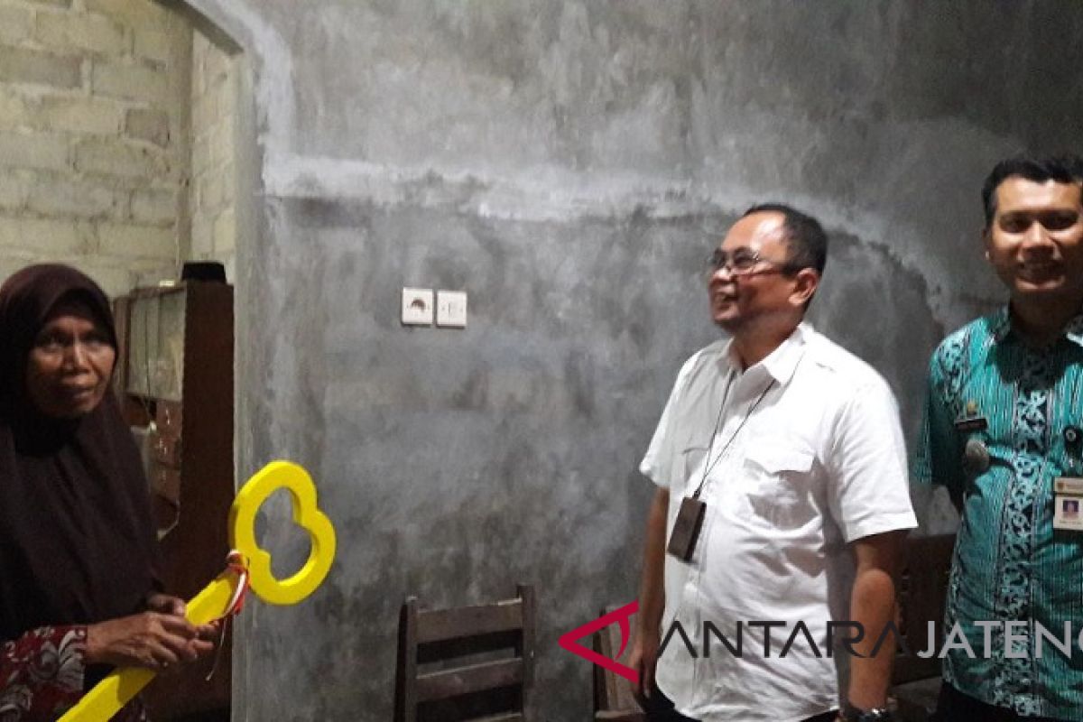 Pengelola Borobudur rehabilitasi rumah tidak layak huni