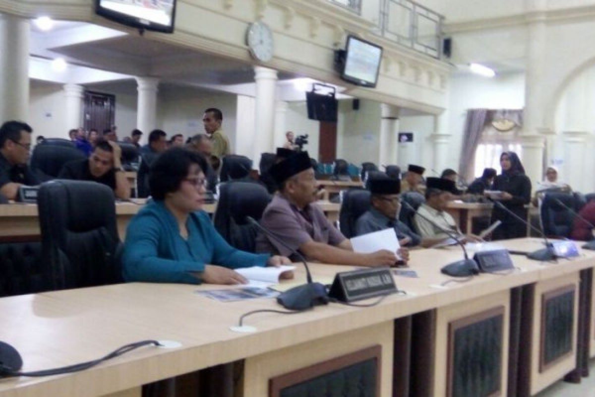 DPRD Sarolangun gelar paripurna LKPJ Bupati