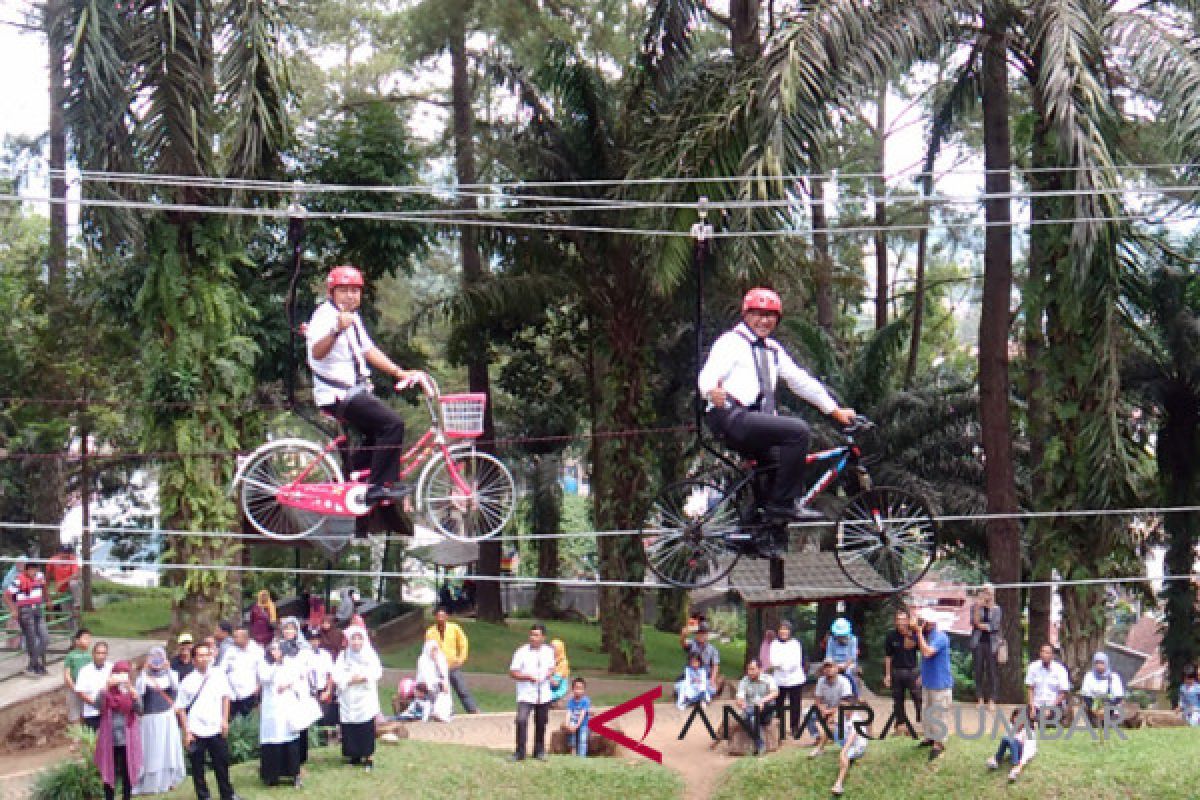 Bukittinggi Utilizes Hanging Bicycle as Local Revenue Source
