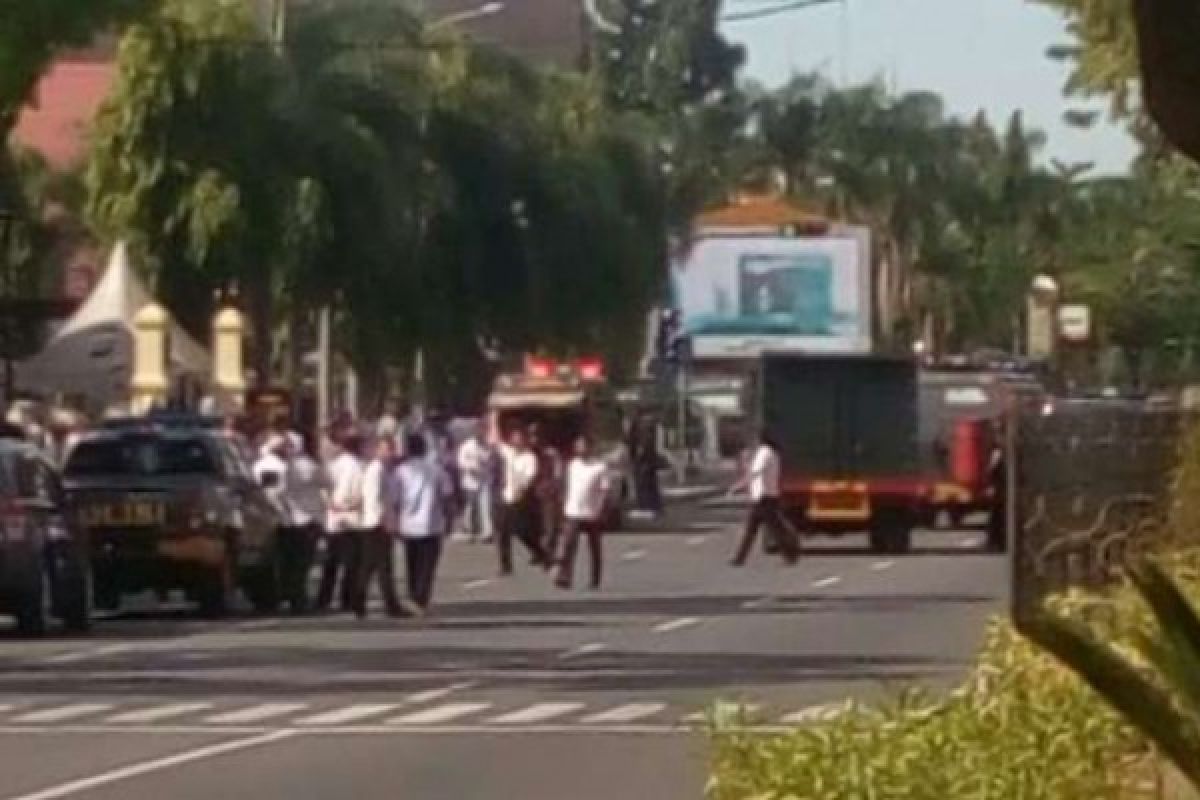 Serangan Teroris di Polda Riau, Wako Pekanbaru Minta Masyarakat Tenang dan Tidak Panik