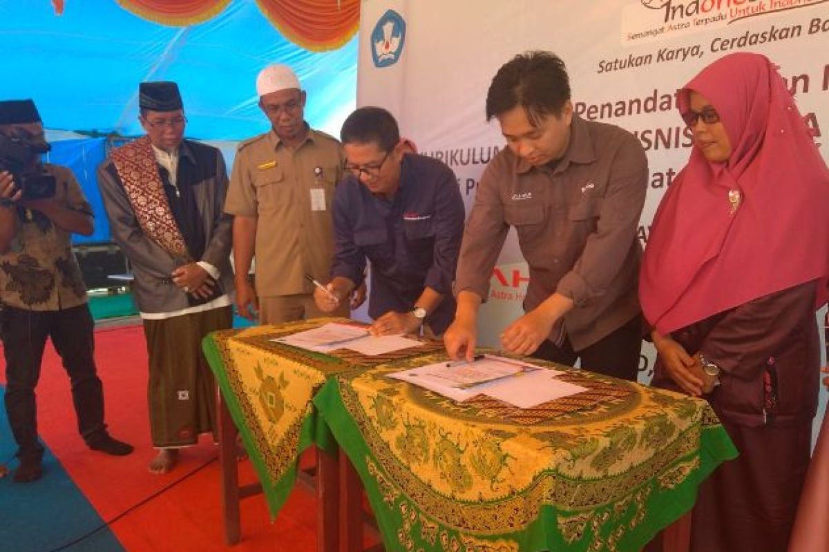 Sinsen teken MoU dengan SMK Al-Inayah Tebo