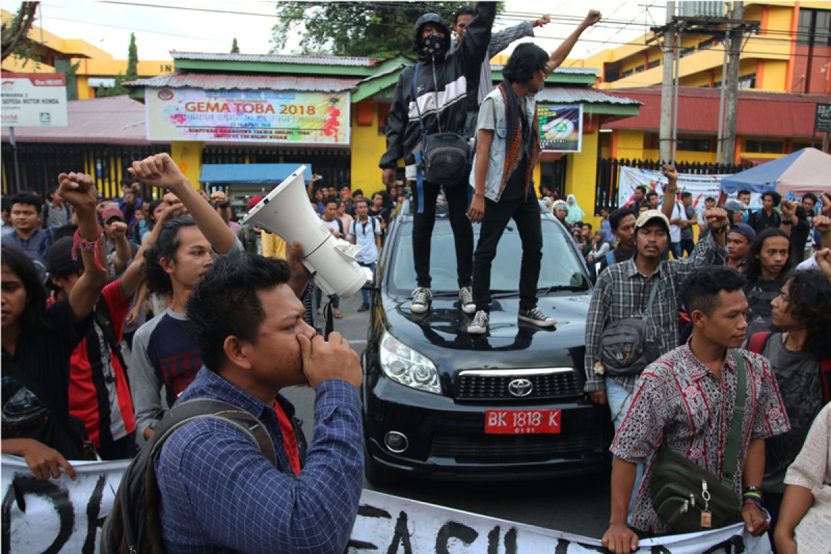 Hardiknas momentum memperbaiki kualitas pendidikan