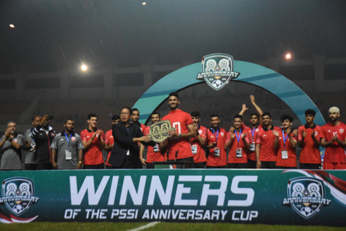 Peserta Anniversary Cup puji Stadion Pakansari