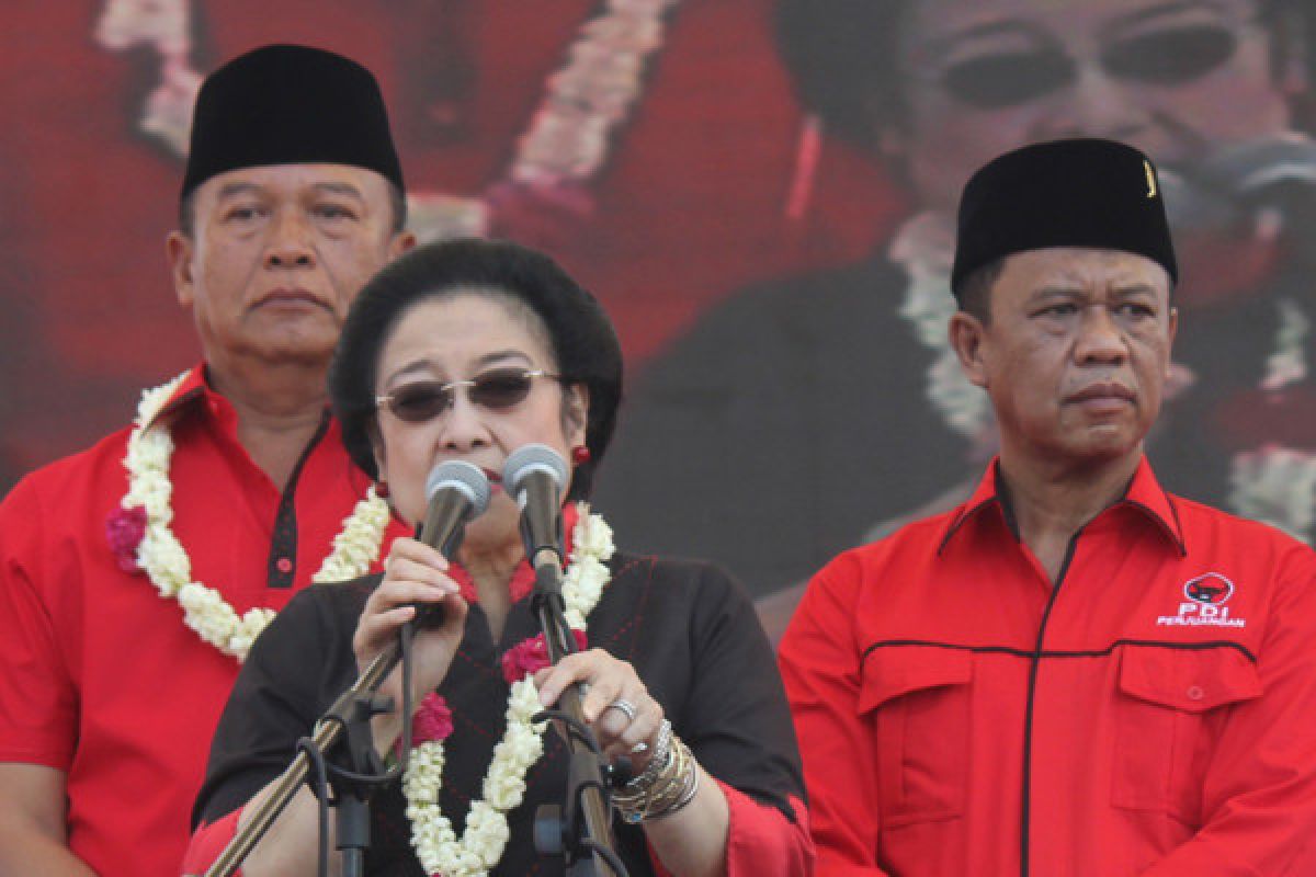 Megawati : Pilih gubernur yang mau bekerja keras