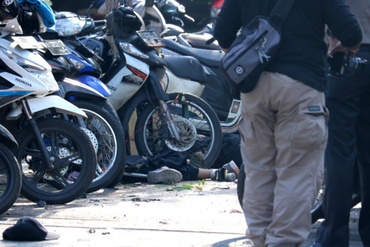 Mendes Eko kutuk peledakan bom di Surabaya
