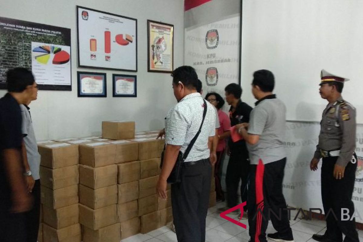 Surat suara Pilkada Bali sampai di Jembrana