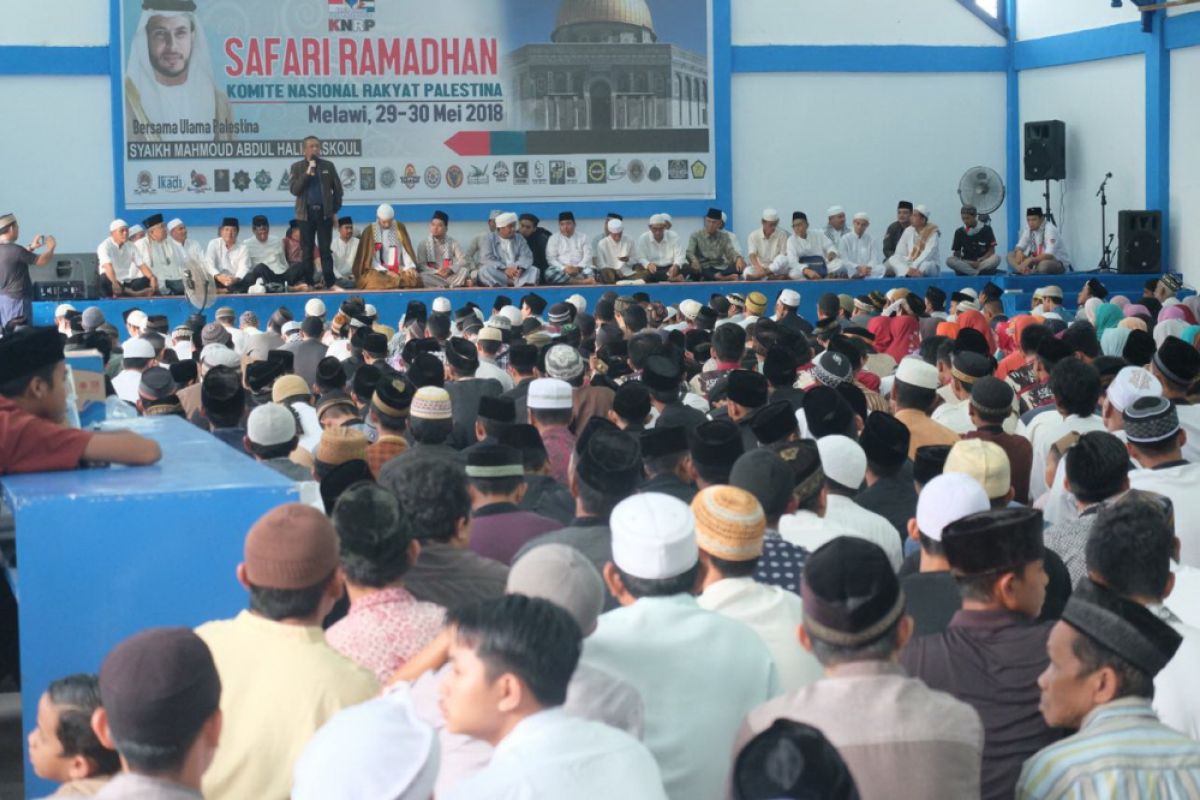 Sutarmidji hadiri solidaritas Palestina di Melawi