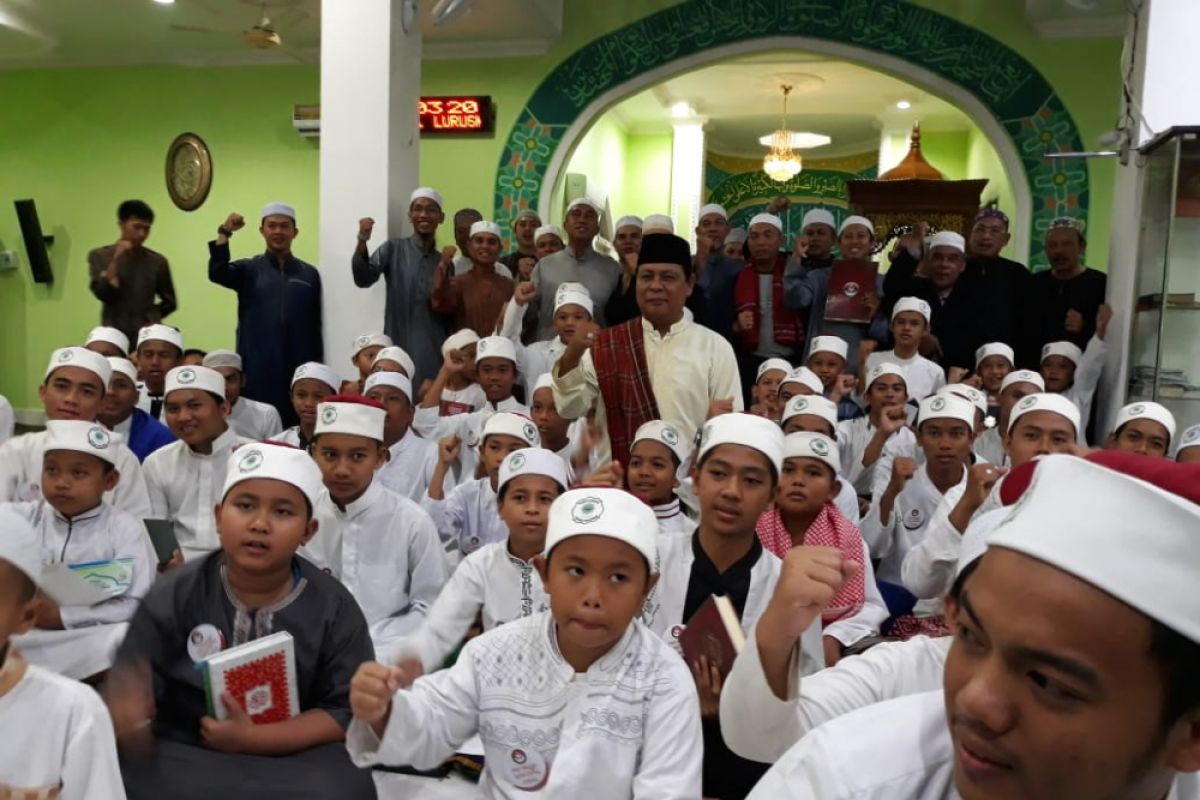 Gubernur Kalsel dorong pengembangan tahfiz Al quran