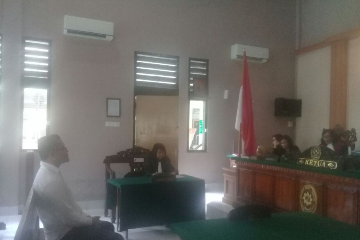 Hakim Denpasar vonis penjual narkoba sepuluh tahun