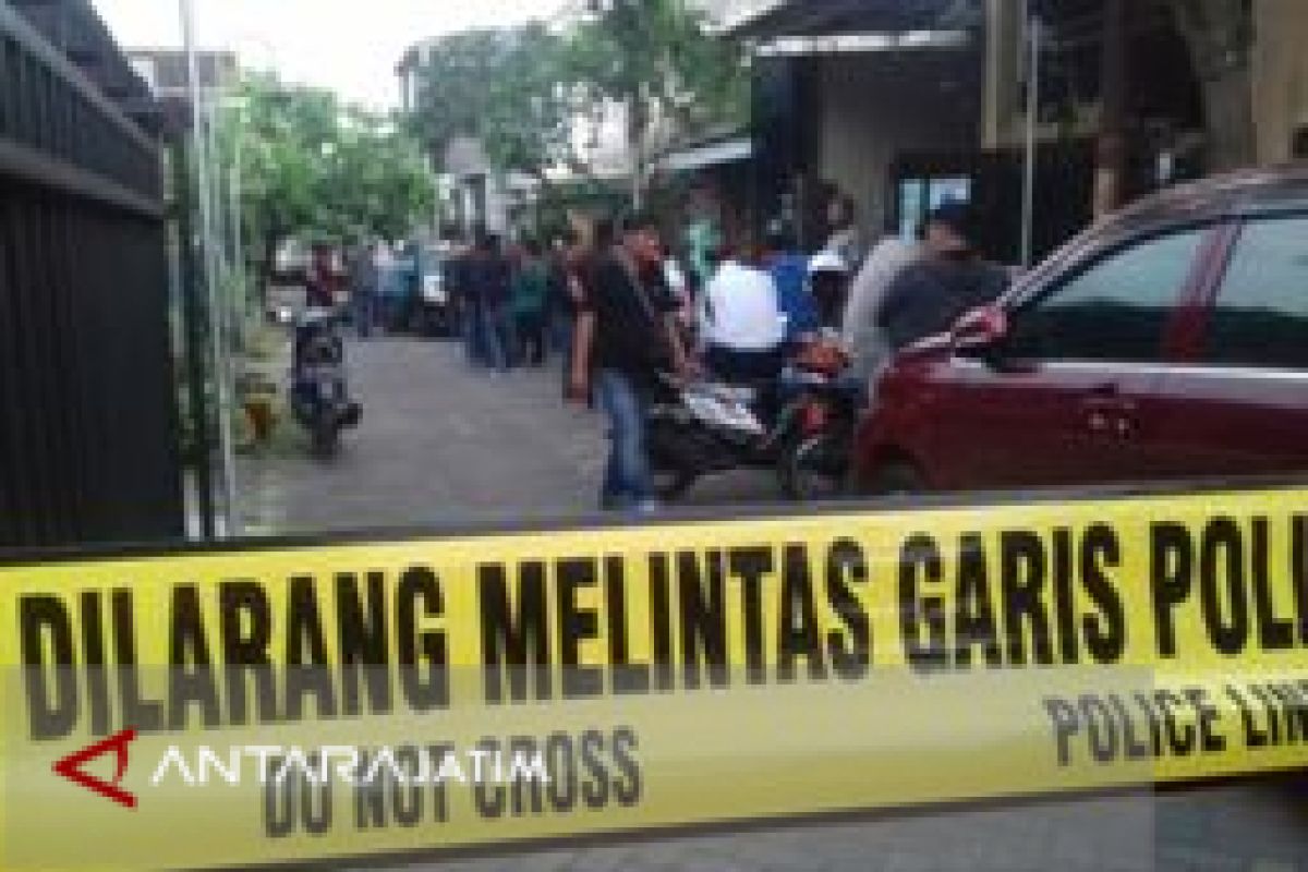 Densus 88 Gerebek Rumah Terduga Teroris di Malang