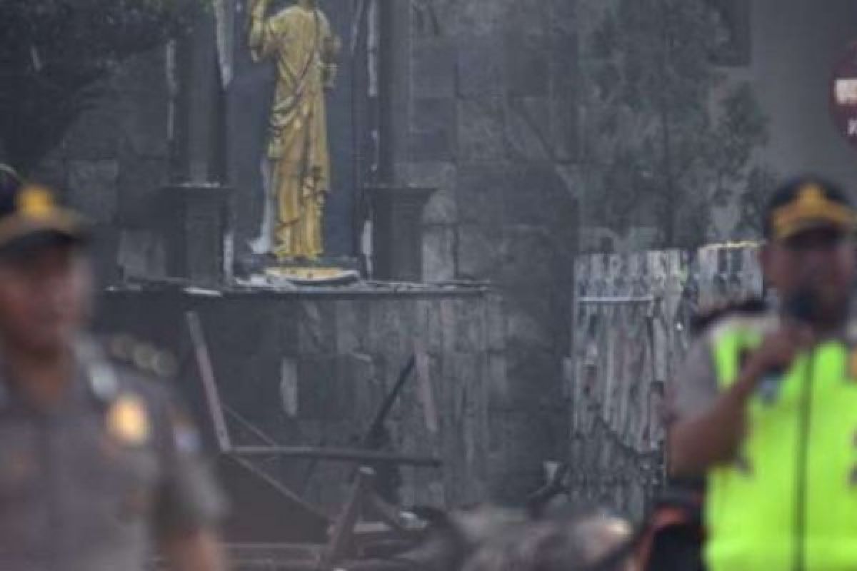 Update; 10 Orang Tewas dalam Serangan Bom Gereja di Surabaya