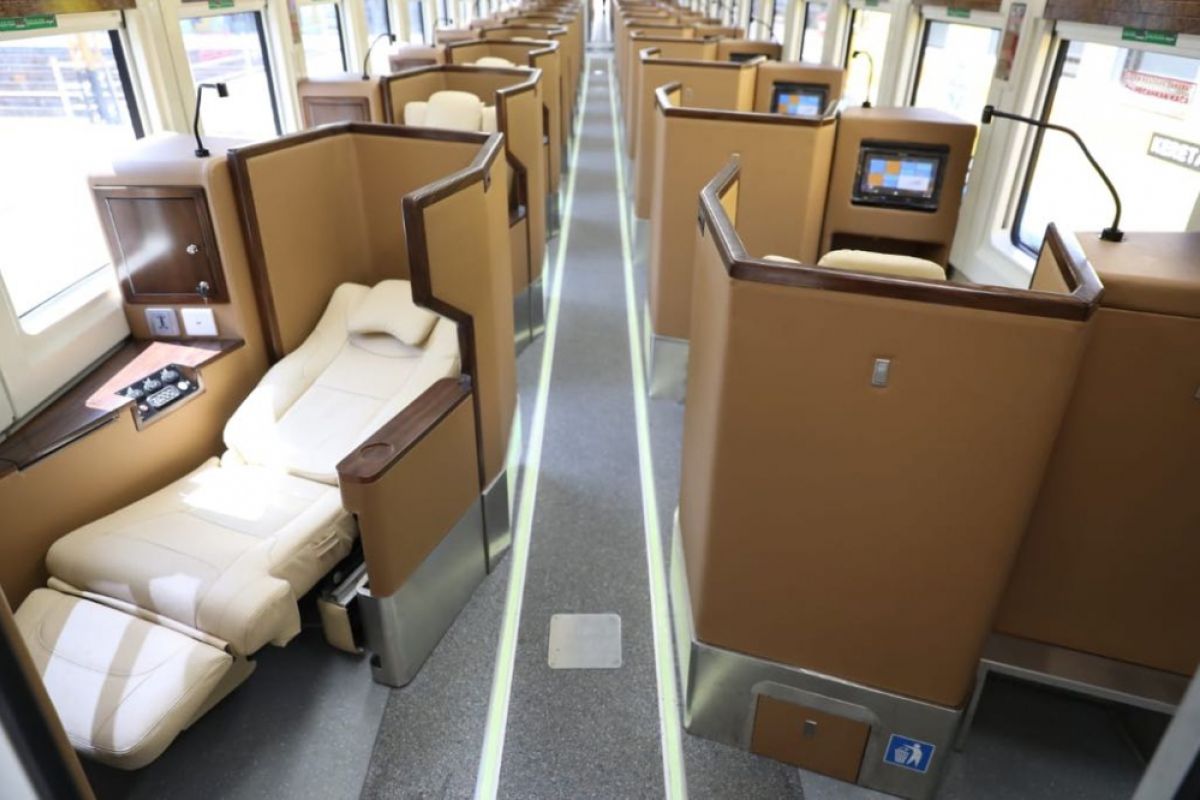 Sleeper train for Gambir-Surabaya route to be operational soon