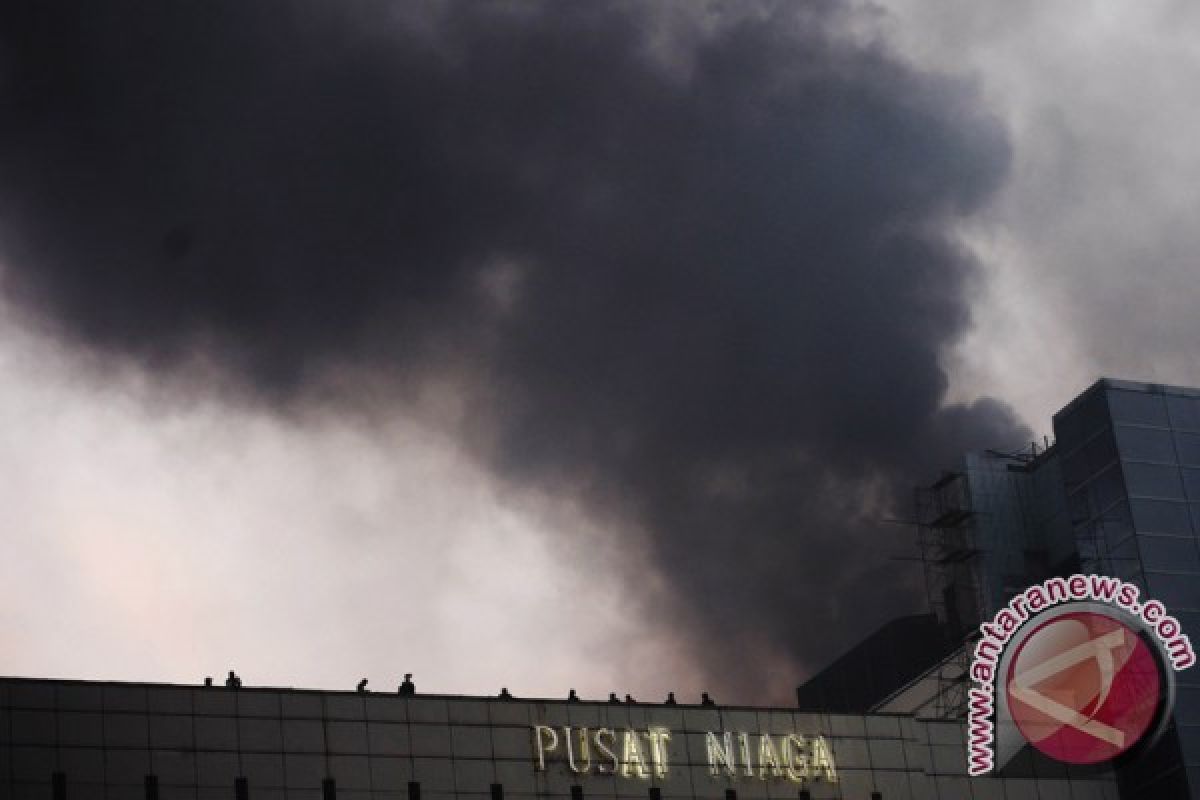 Gedung Niaga PRJ Terbakar