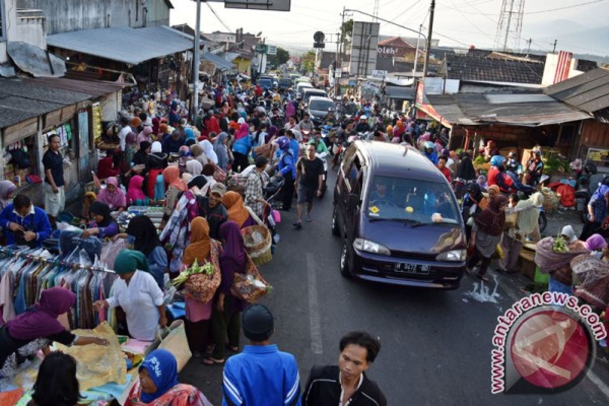 Dishub: pembuatan lapak Pasar Mangiran dua meter dari bahu jalan