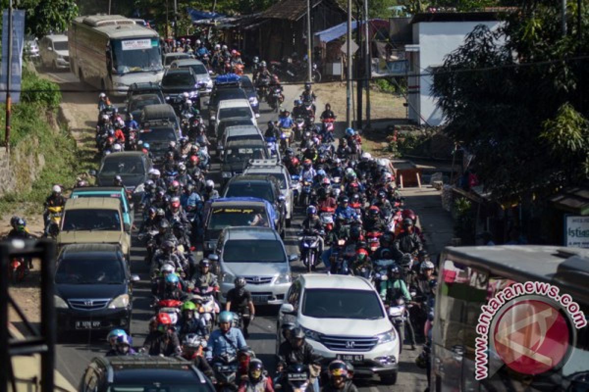 Lebaran, lalu lintas Bangkalan macet