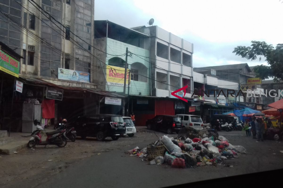 Pemkot Bengkulu serahkan pengelolaan Pasar Panorama ke pihak ketiga