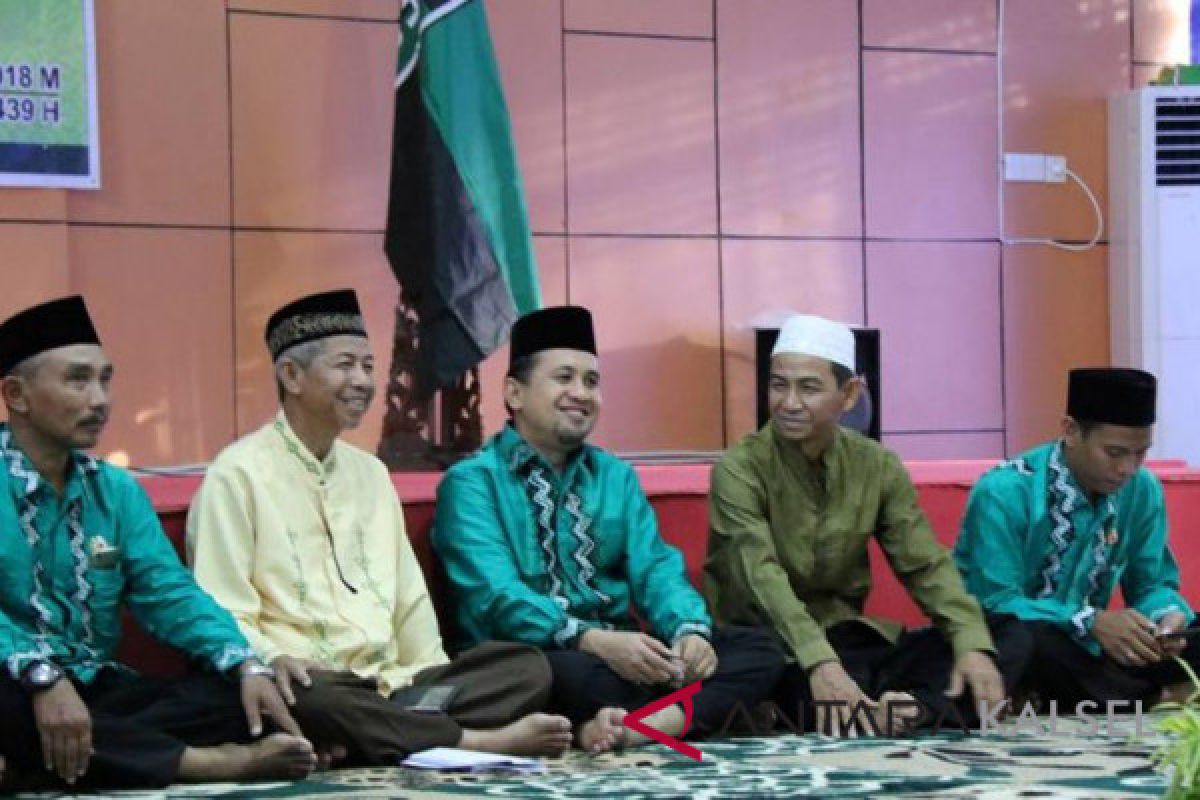 Plt Bupati HSS hadiri buka puasa dan silaturrahmi KAHMI