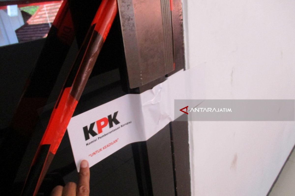 KPK Segel Tiga Ruang Dinas Pendidikan Kota Blitar