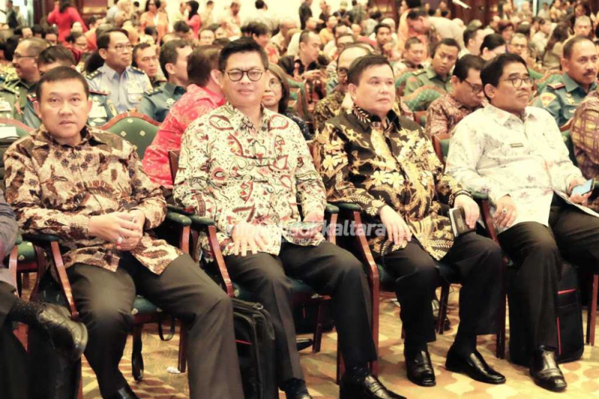 Bersama Para Menteri, Gubernur Ikuti Penguatan Kapasitas Pemimpin Indonesia