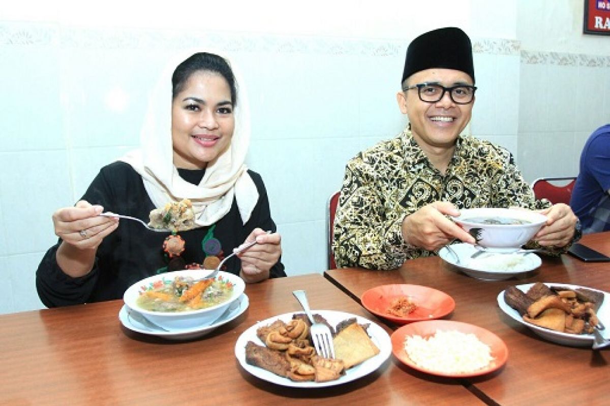 Puti Gagas Beasiswa Gastronomi Warung Rakyat