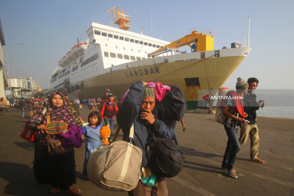 Pelindo III : Transportasi Kapal Laut Masih Diminati