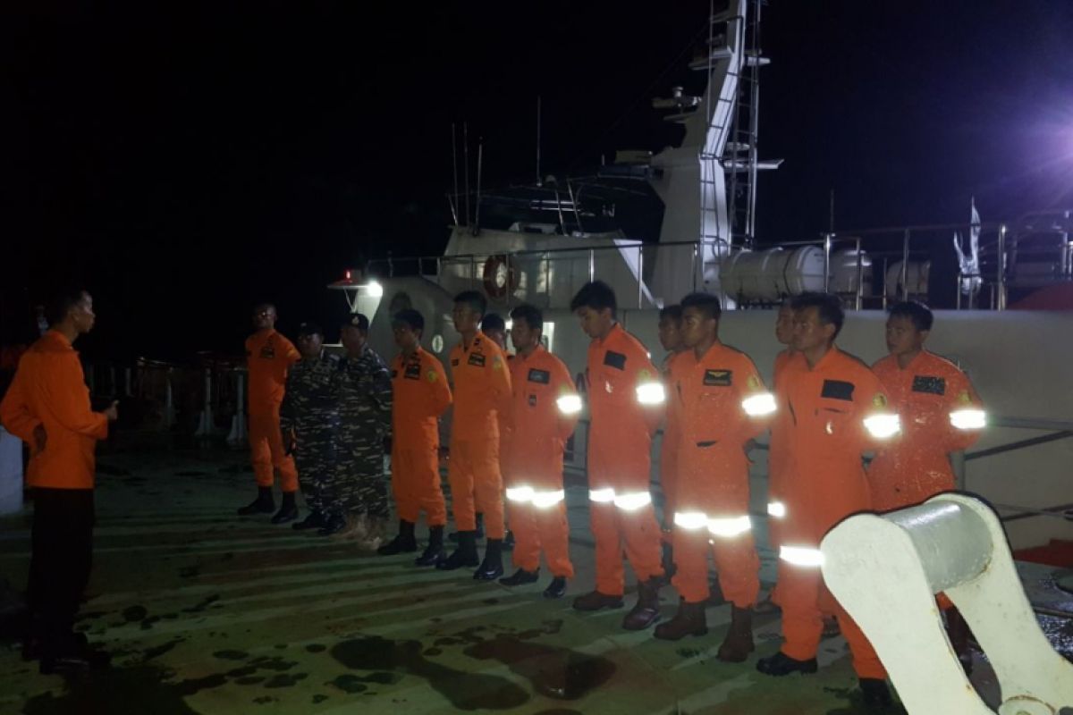 Basarnas Gorontalo Lakukan Pencarian Korban Perahu Terbalik