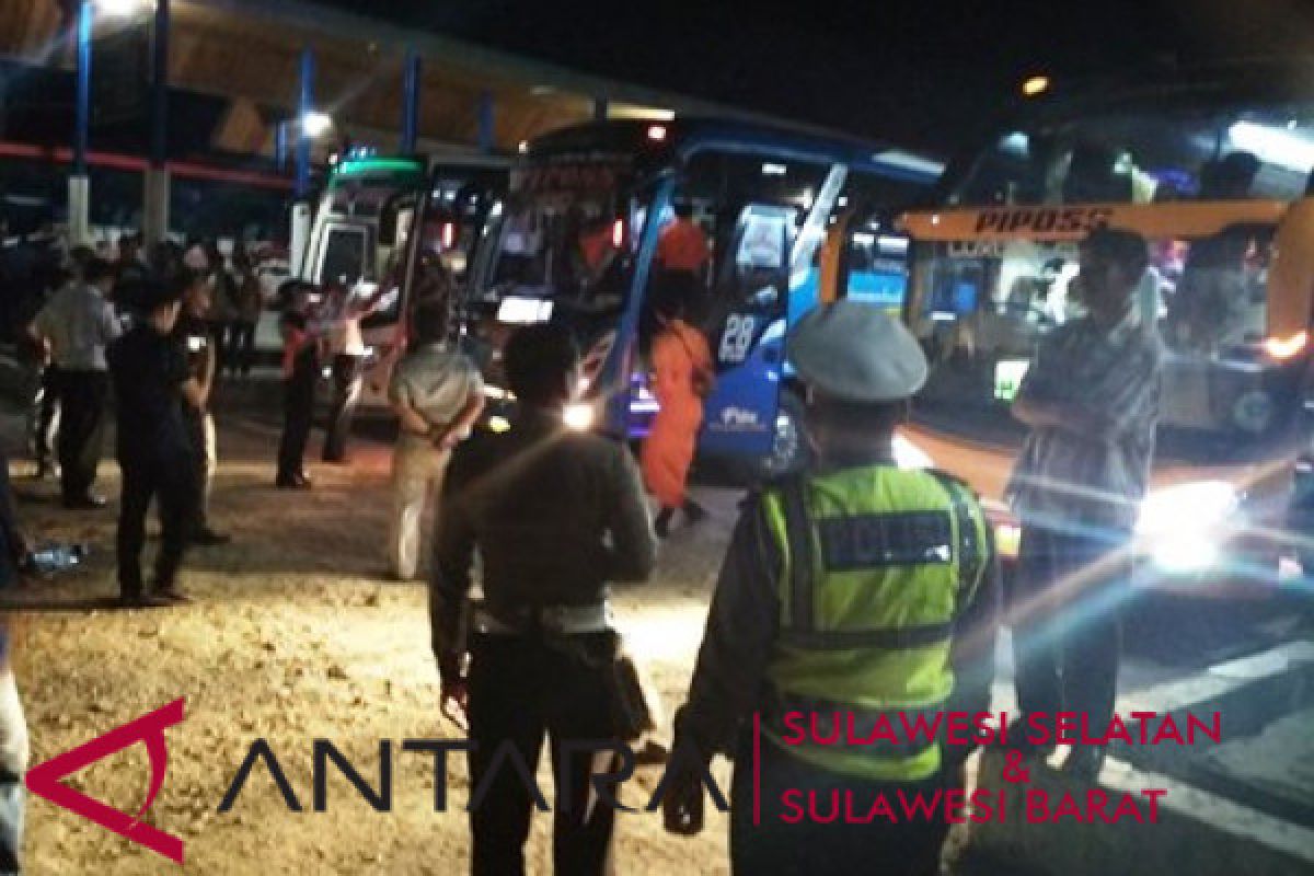 Penumpang di Terminal Simbuang Mamuju meningkat