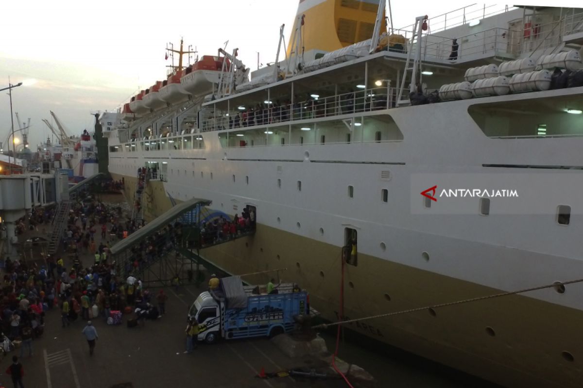 23 Ribu Pemudik Turun di Tanjung Perak