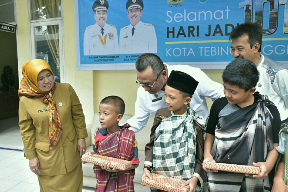 Sunat massal di hari jadi Kota Tebing Tinggi