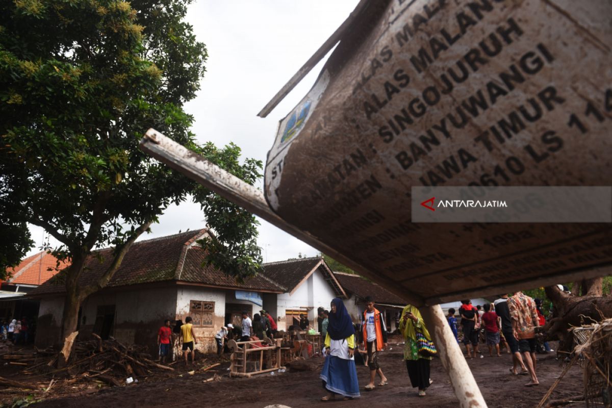 Video - Begini Dampak Banjir Bandang Banyuwangi