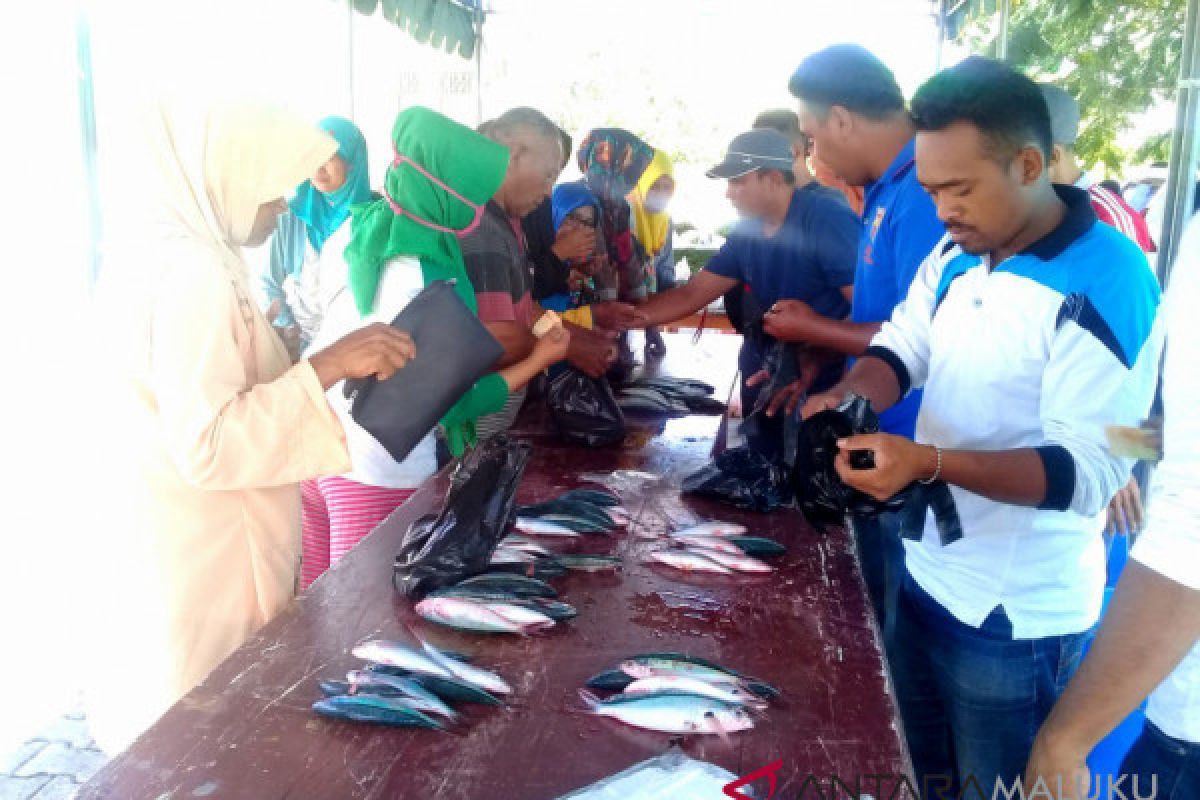 Pemkot Tual gelar pasar murah terpadu