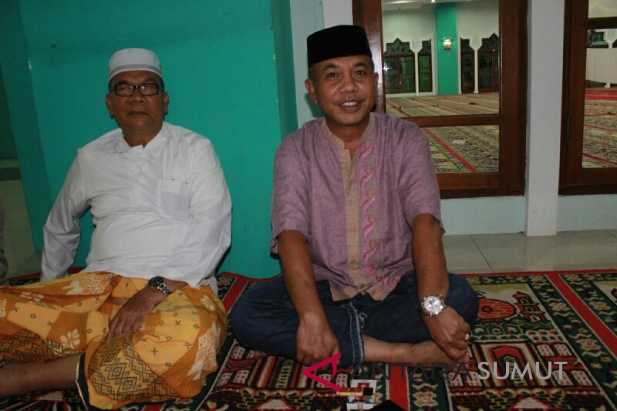 Anas Nasution khatib sholat Id di Mesjid Agung