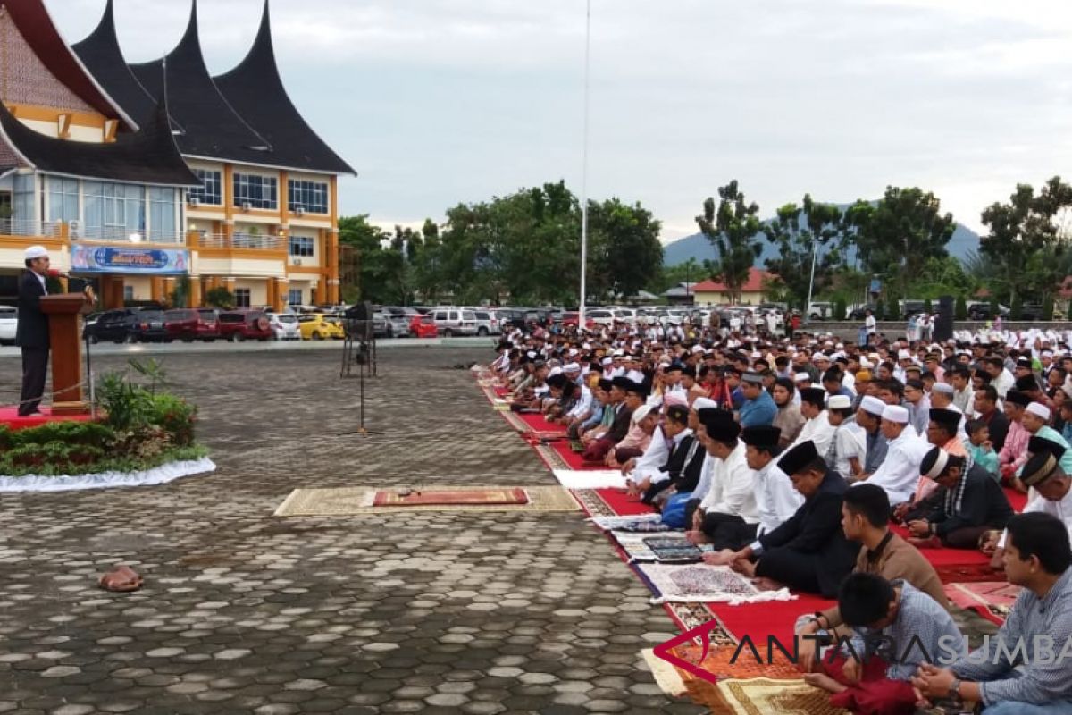 Bupati Pasaman Barat: jadikan Idul Fitri ajang untuk saling memaafkan