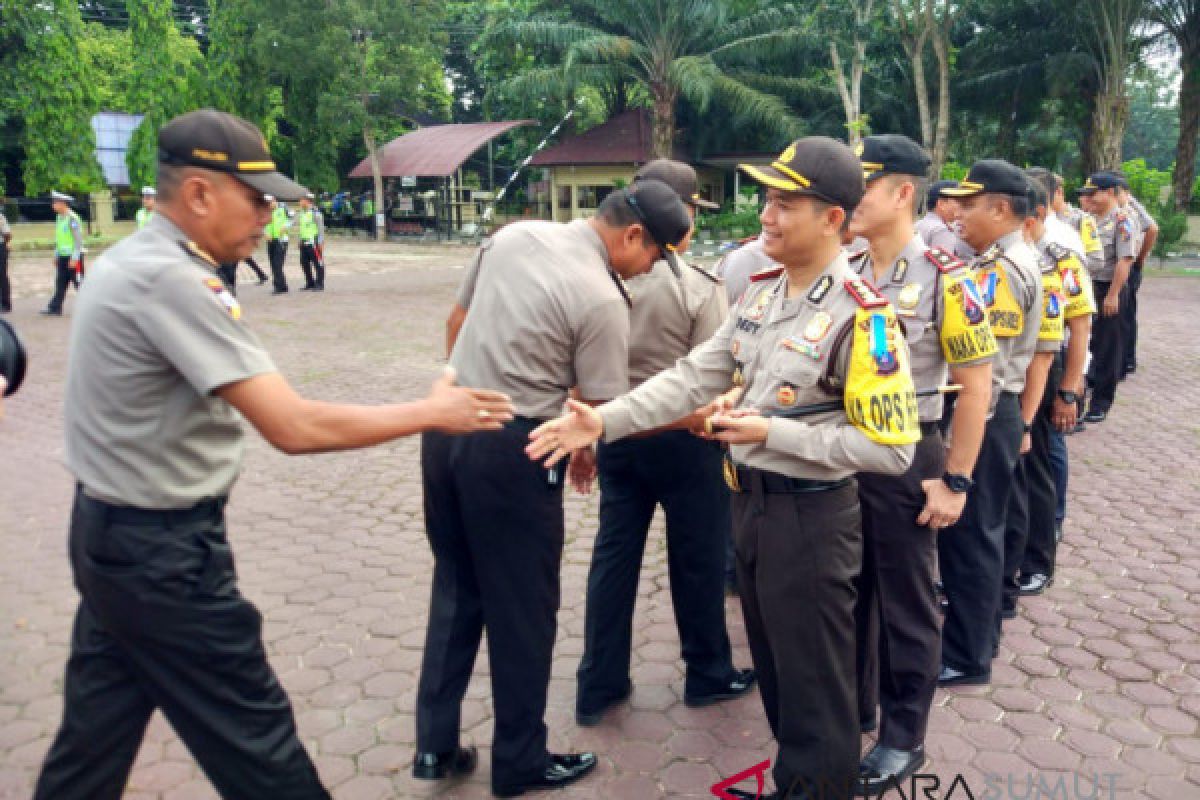 Kapolres Langkat silaturahmi dengan jajarannya