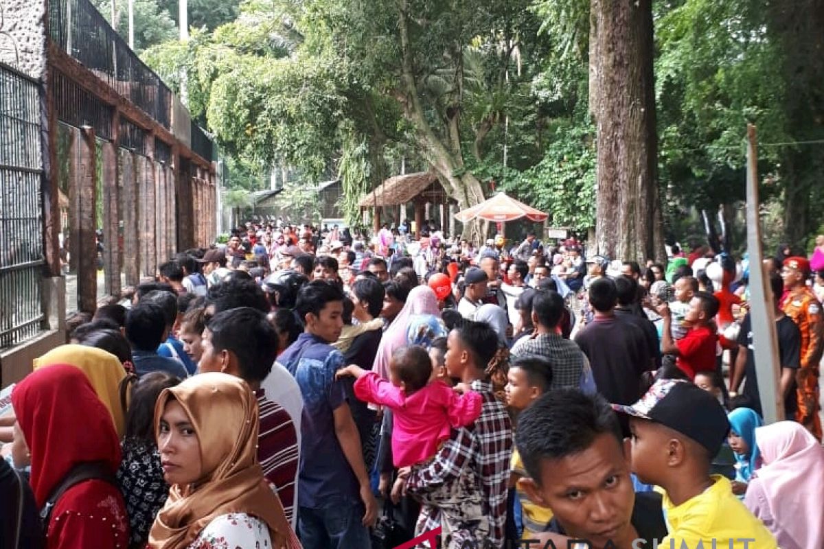 Kunjungan Taman Hewan  Pematangsiantar 38.794 orang