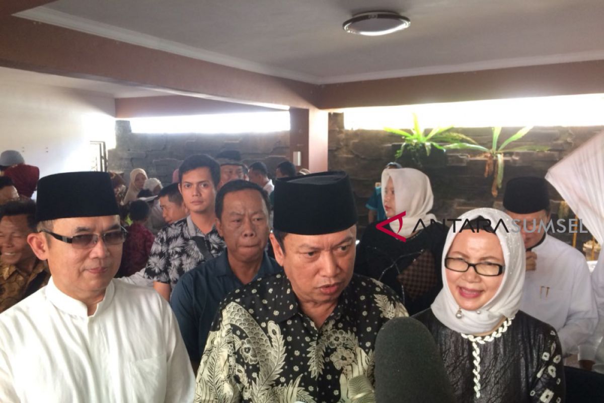 Eddy Santana gelar "Open House" bersama Sarimuda