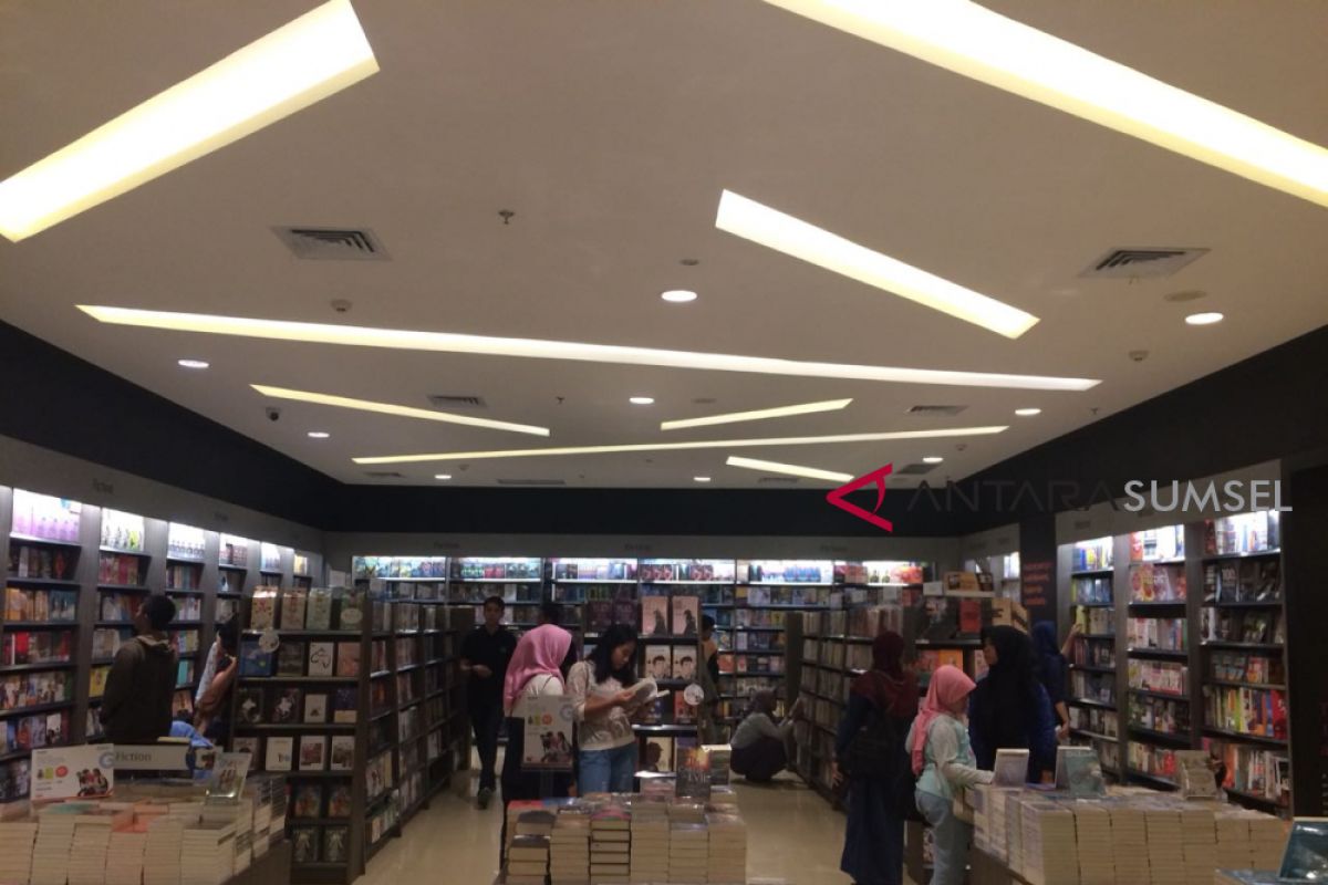 Gramedia gelar promo jelang tahun ajaran baru sekolah