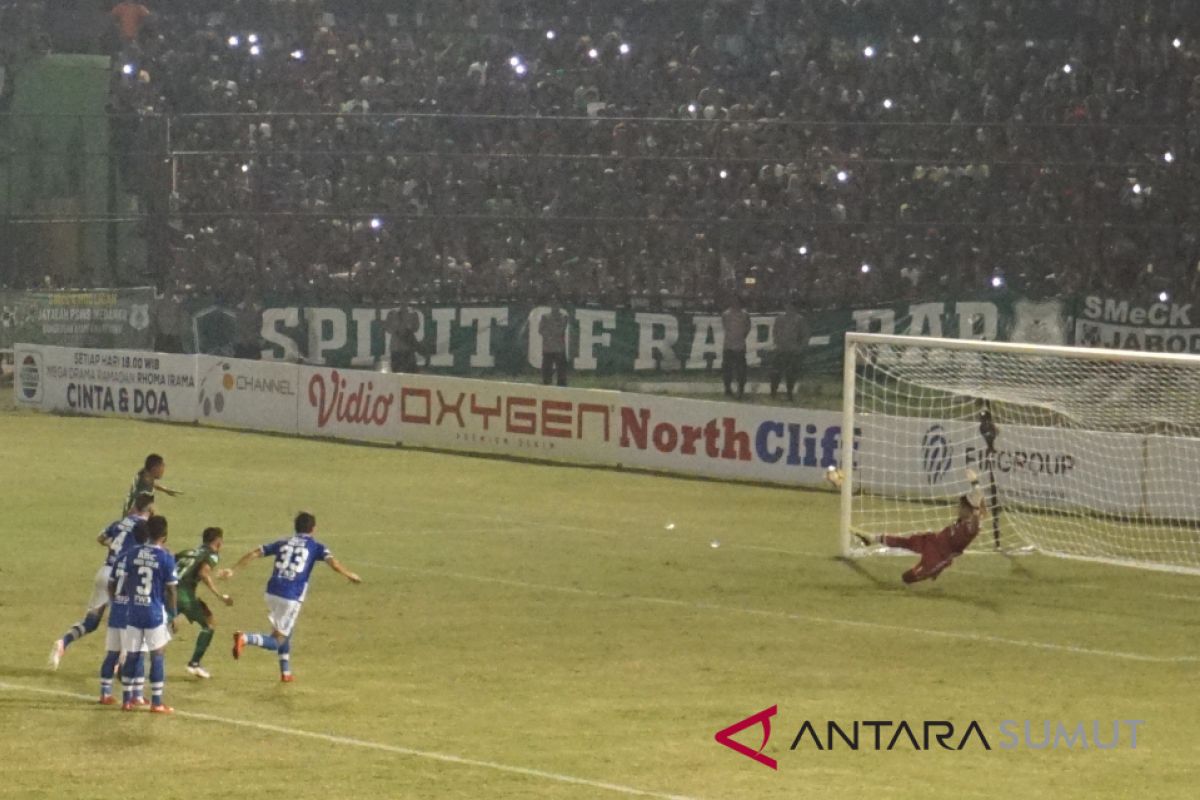 PSMS menyerah 3-0 dari persib bandung