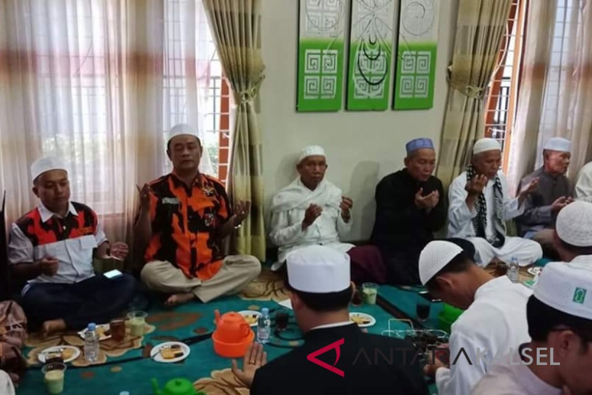 Pemuda Pancasila HST berbagi bersama panti asuhan dan ulama