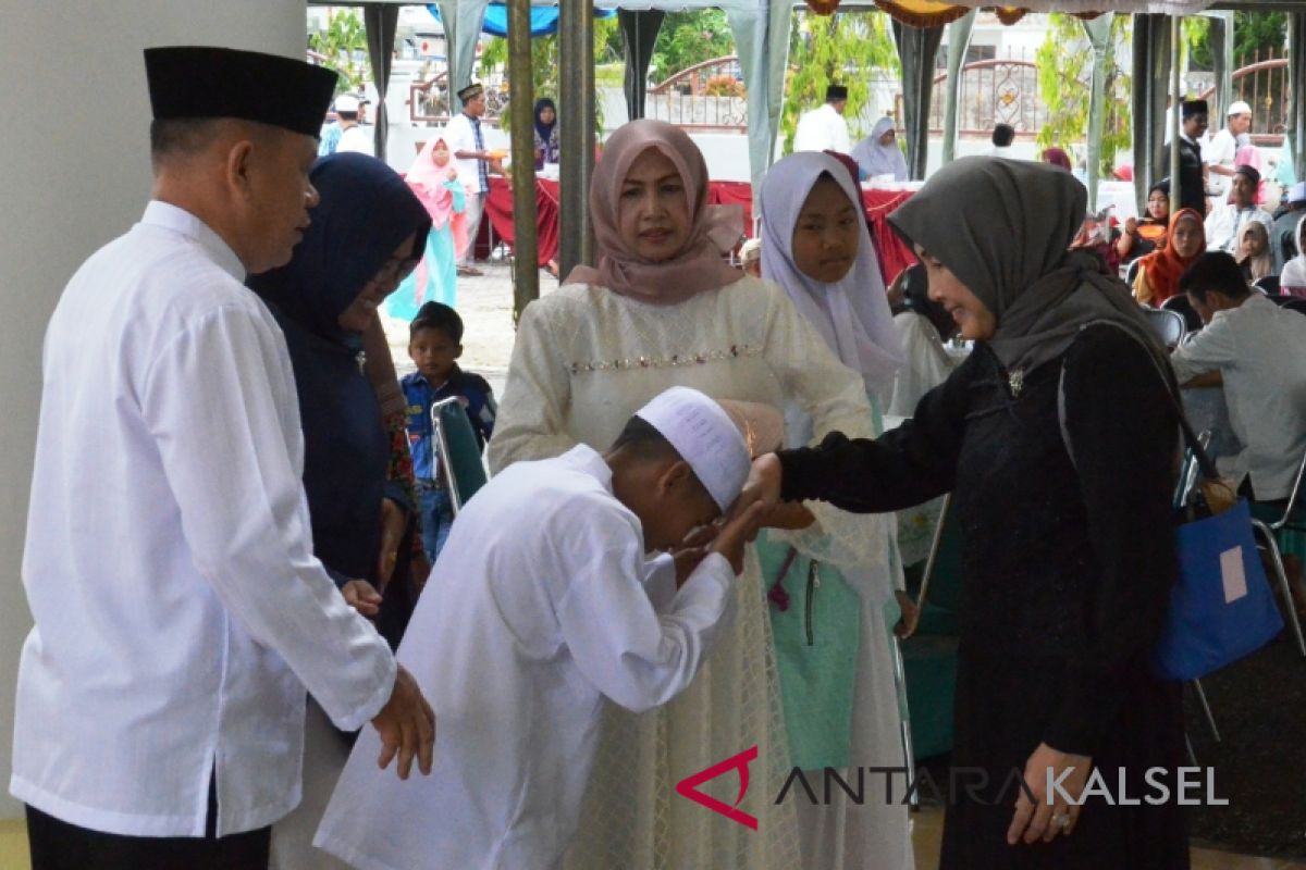 Bupati dan Wabup Batola Gelar Open House