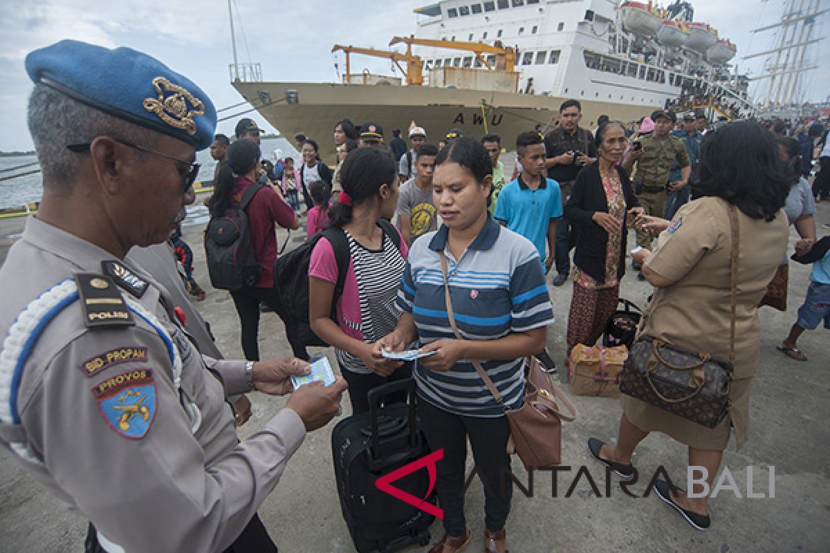 Tim gabungan sidak pendatang di Pelabuhan Benoa