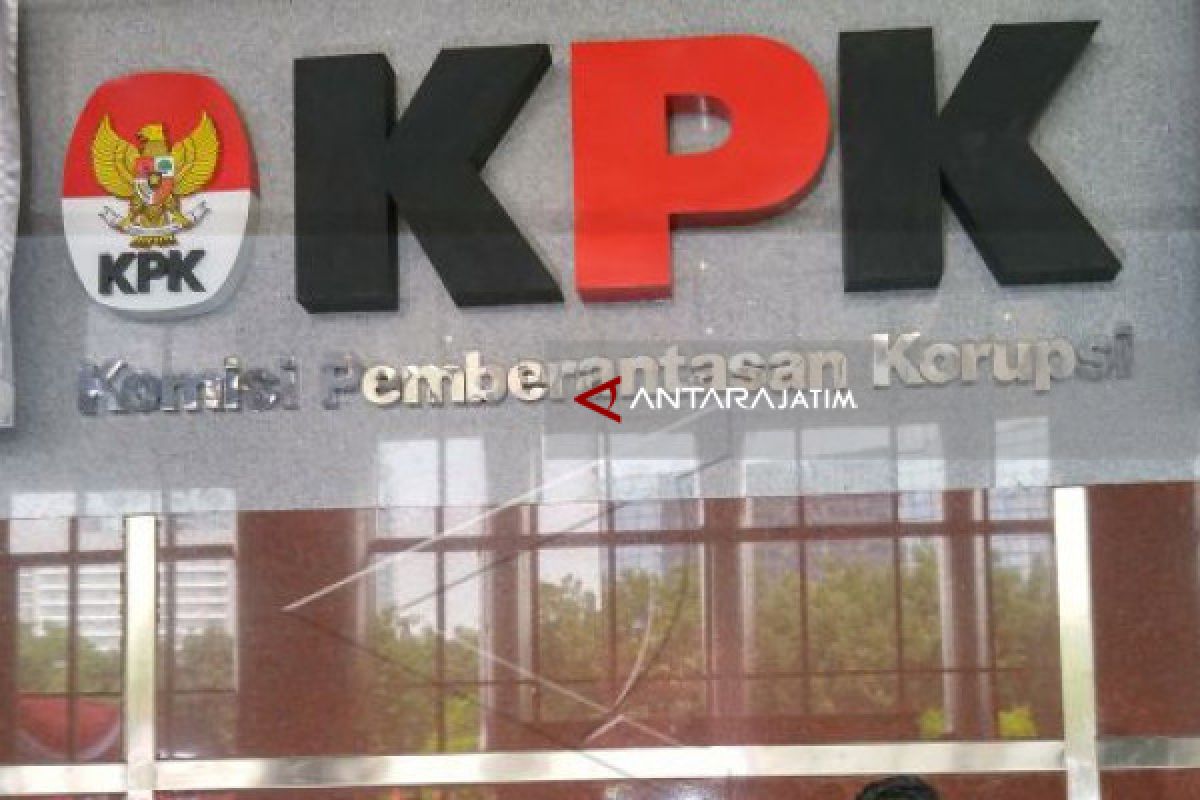 KPK Lakukan Tangkap Tangan Pejabat PUPR Tulungagung