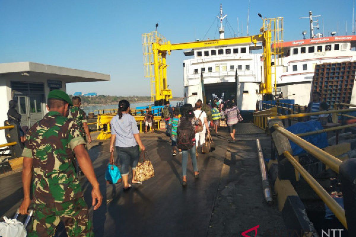 Pemudik tujuan Pulau Rote mulai berkurang