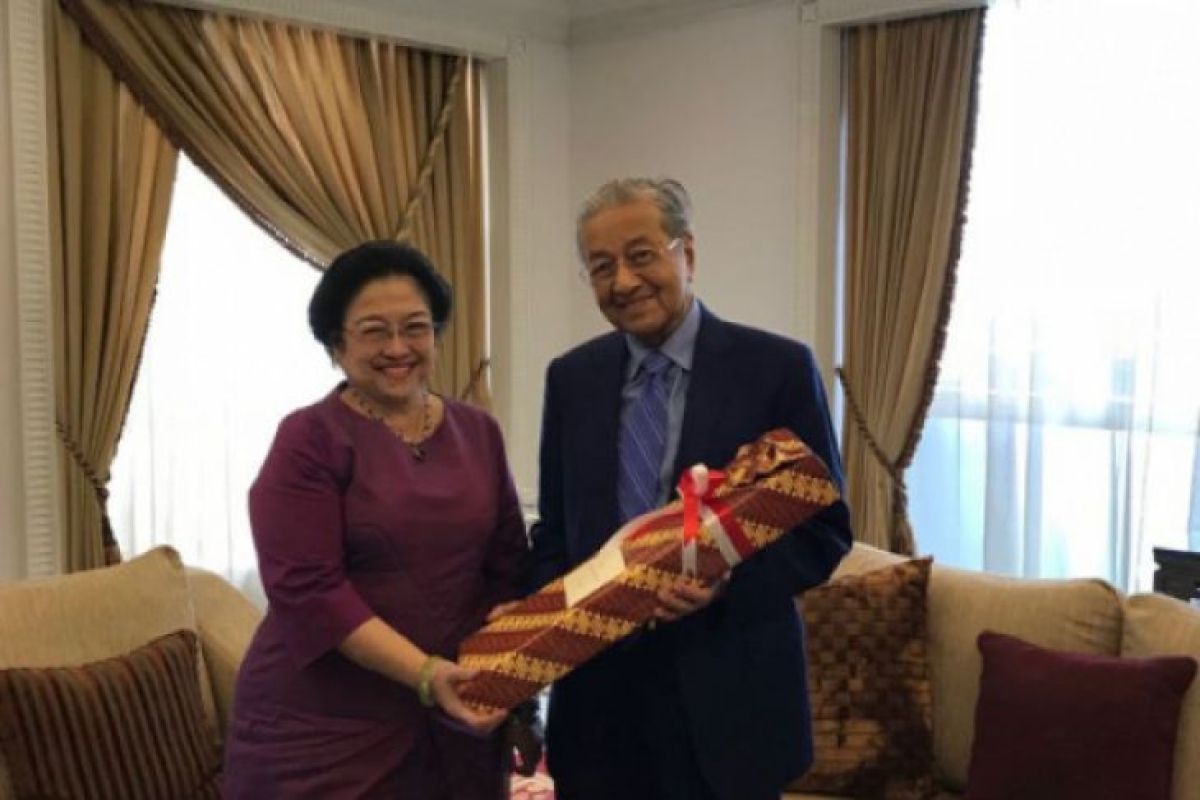 Megawati tawarkan Mahathir kerja sama politik regional